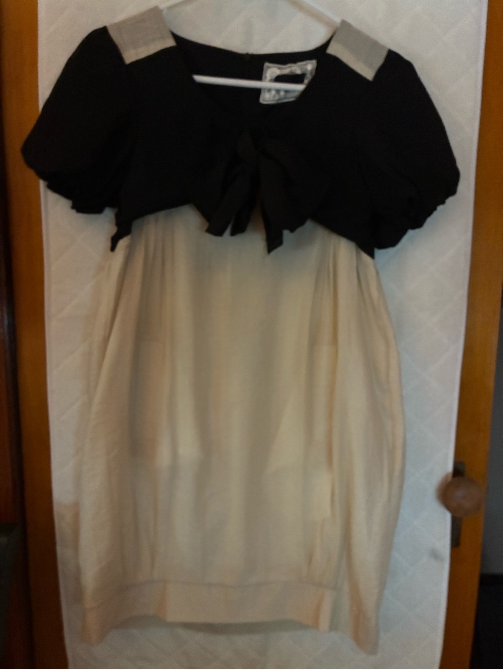 Anthropologie Black & Cream Two-Tone Puff Sleeve Bubble Dress with bow